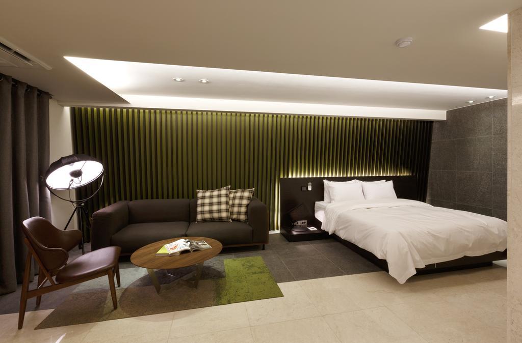H Hotel Seoul Room photo