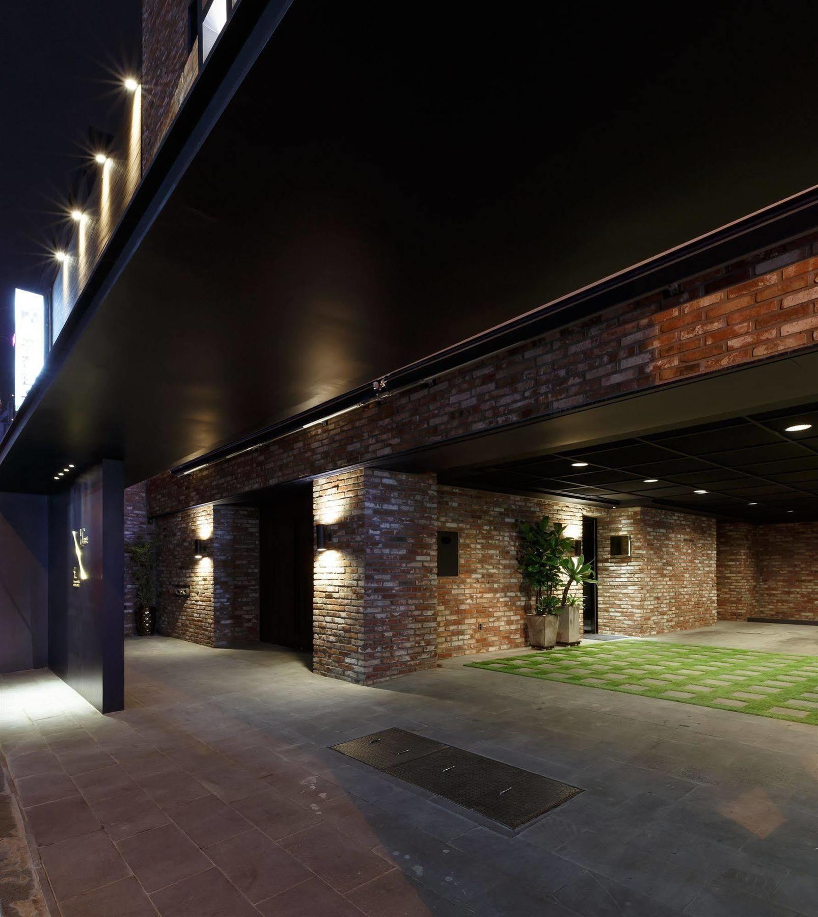 H Hotel Seoul Exterior photo