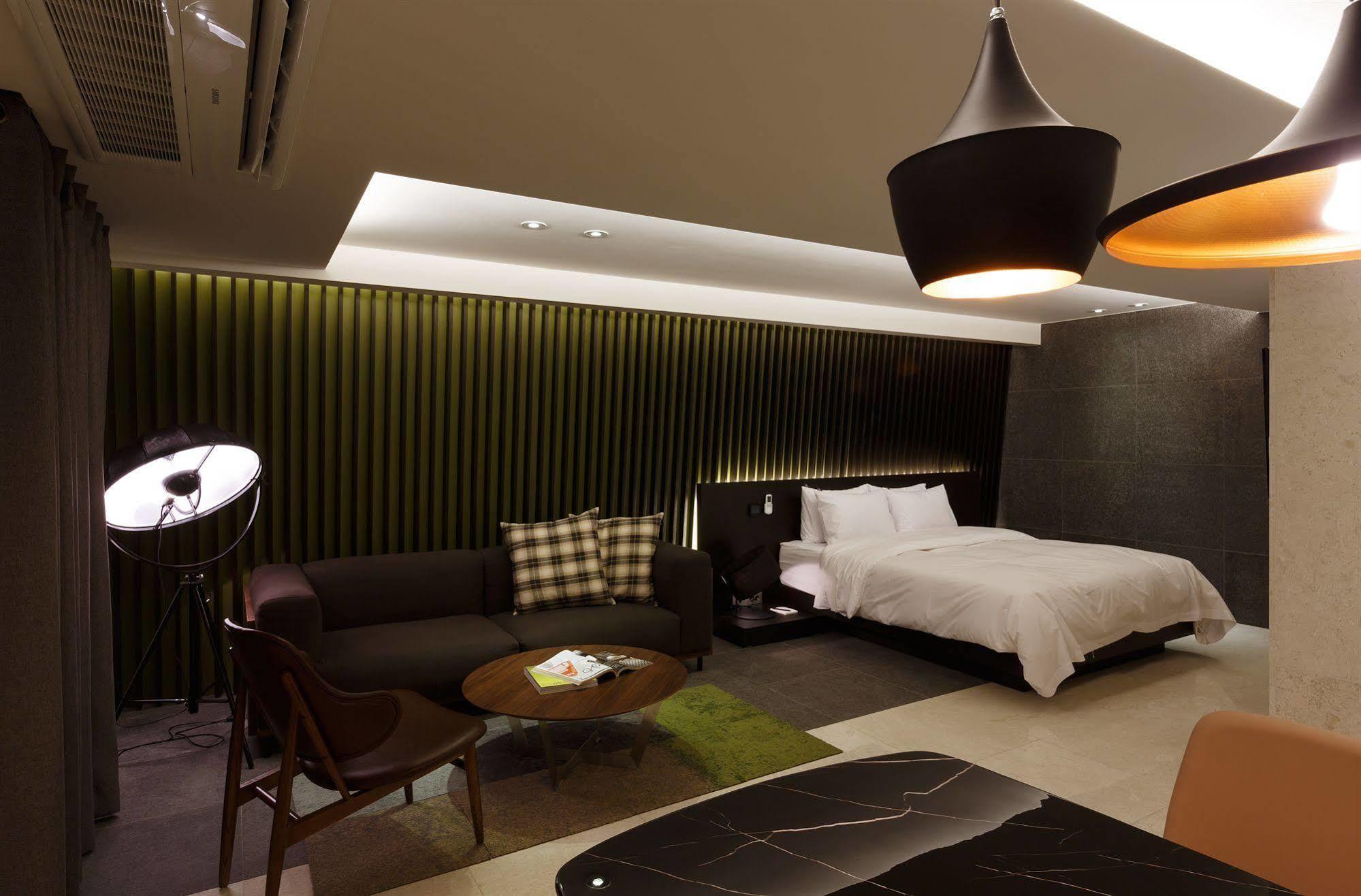 H Hotel Seoul Exterior photo