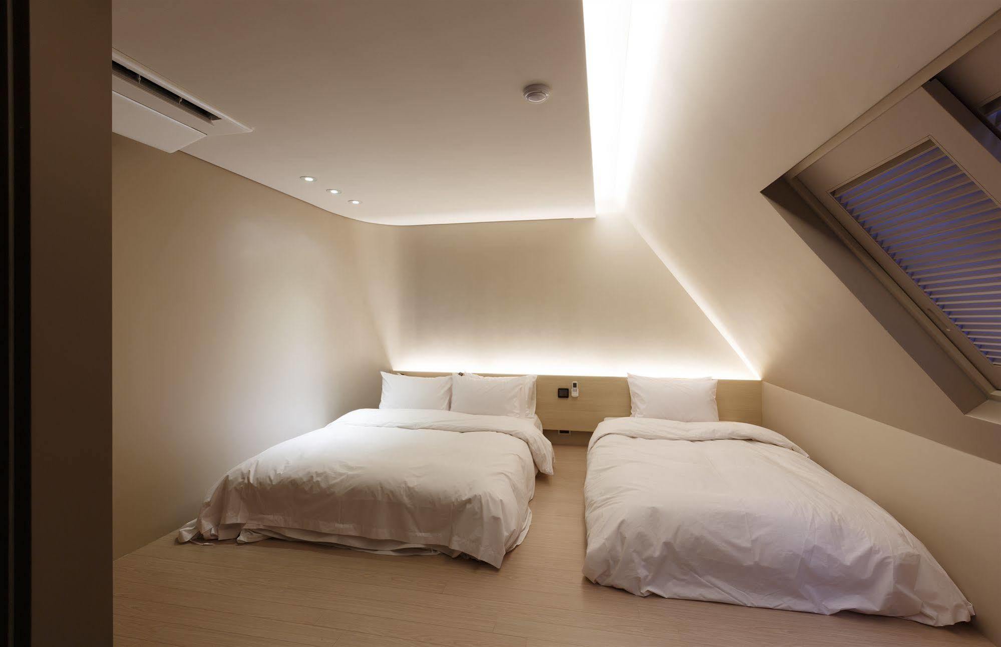 H Hotel Seoul Exterior photo