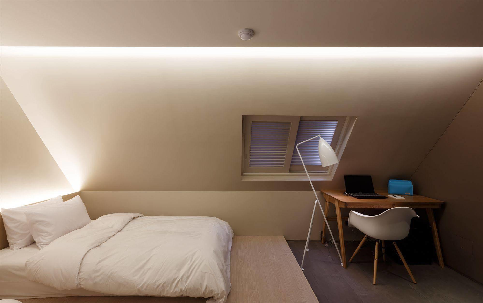 H Hotel Seoul Exterior photo